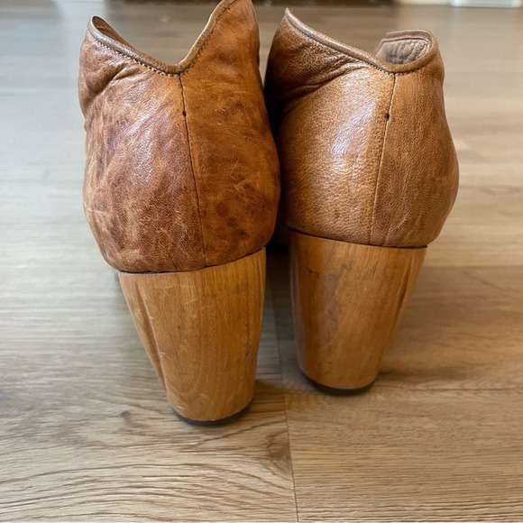 Salpy Geneva Bootie size 8 gorgeous soft leather sculpted & stitched - Picture 7 of 12